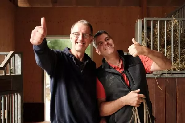 Die Pferdeprofis - Markus Aschenbrenner mit Bernd Hackl Pferdeprofis - Markus Aschenbrenner mit Bernd Hackl